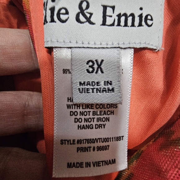 Vibrant Multicolor Halter Dress - Picture 5 of 8